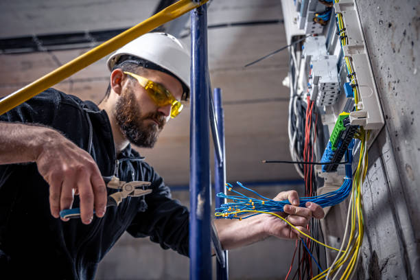 Best Local Electrician Companies  in Washington, MO